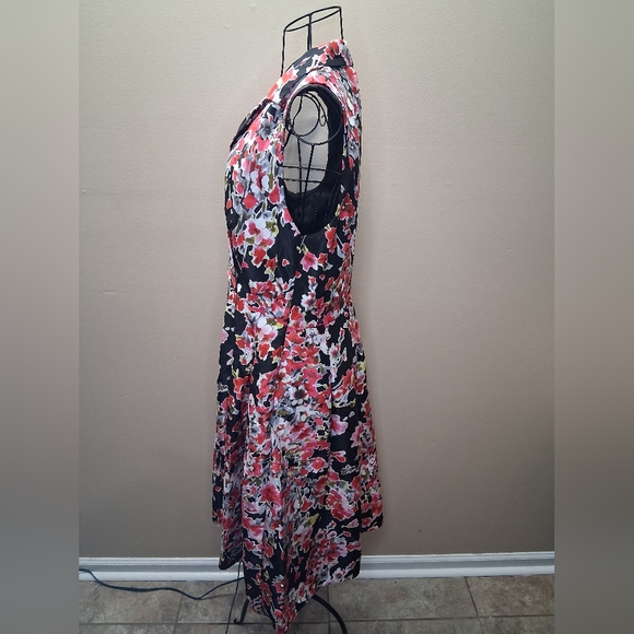 NWOT    SZ-14 Floral Sleeveless Dress - Picture 10 of 14